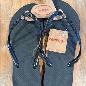Havaianas Women's Black Sandals With Silver Heart